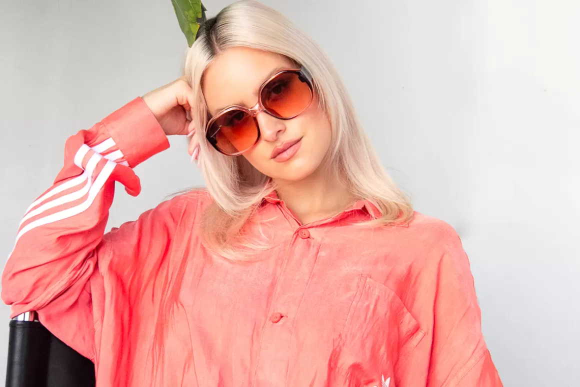 Women AJ Morgan Eyewear So Enchanting Ombre Sunglasses