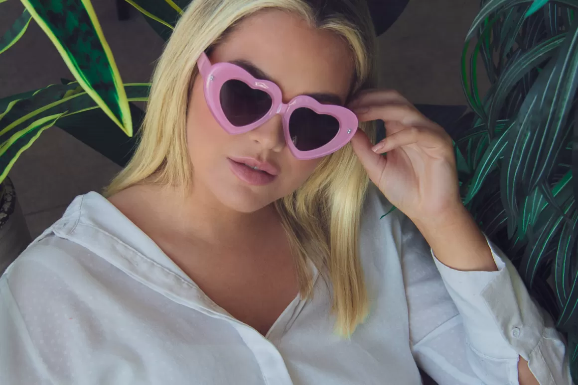 Women AJ Morgan Eyewear Warm Hearted